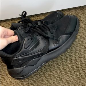 Black Nikes